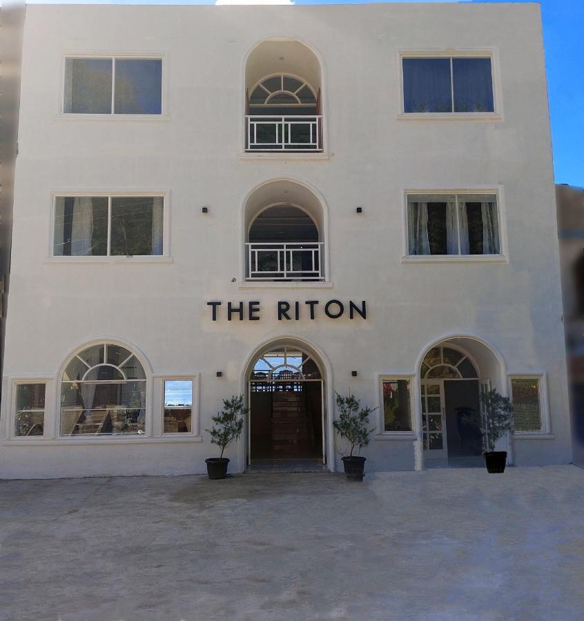 The Riton Hotel Tigaras Exterior photo